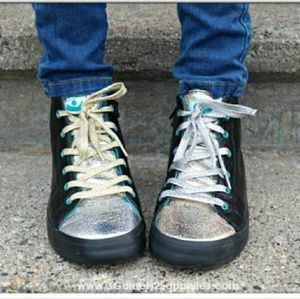 Chooze Shoes Spark Rule Gold Silver Black Sz 10